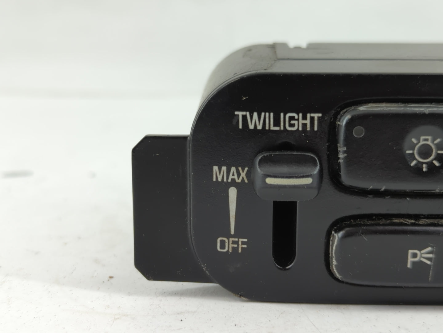 2000 Buick Lesabre Headlight Head Light Switch Lamp Control - Oemusedautoparts1.com