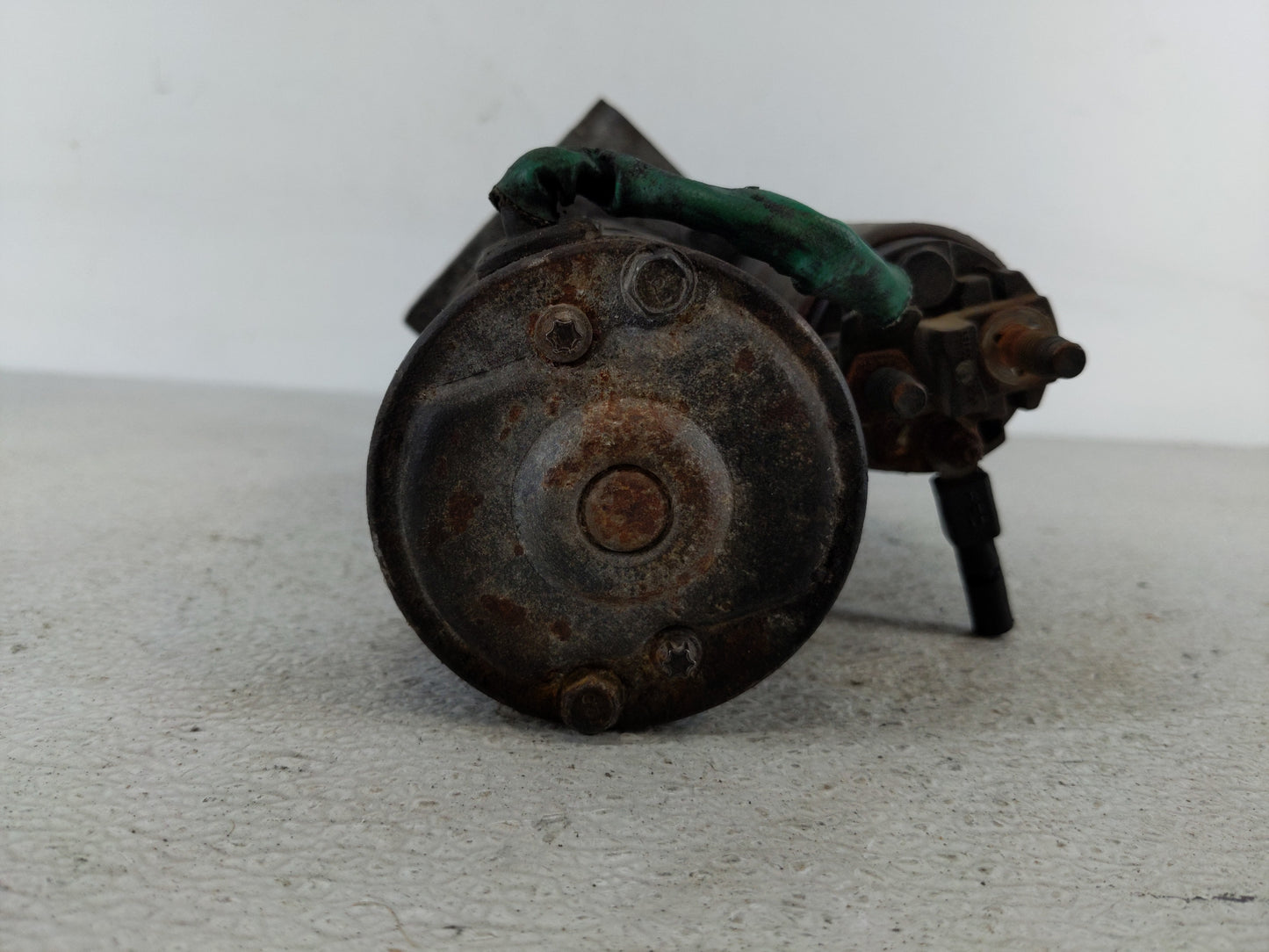 1998-2001 Buick Lesabre Car Starter Motor Solenoid OEM P/N:12567880 Fits Fits 1998 1999 2000 2001 OEM Used Auto Parts - Oemu