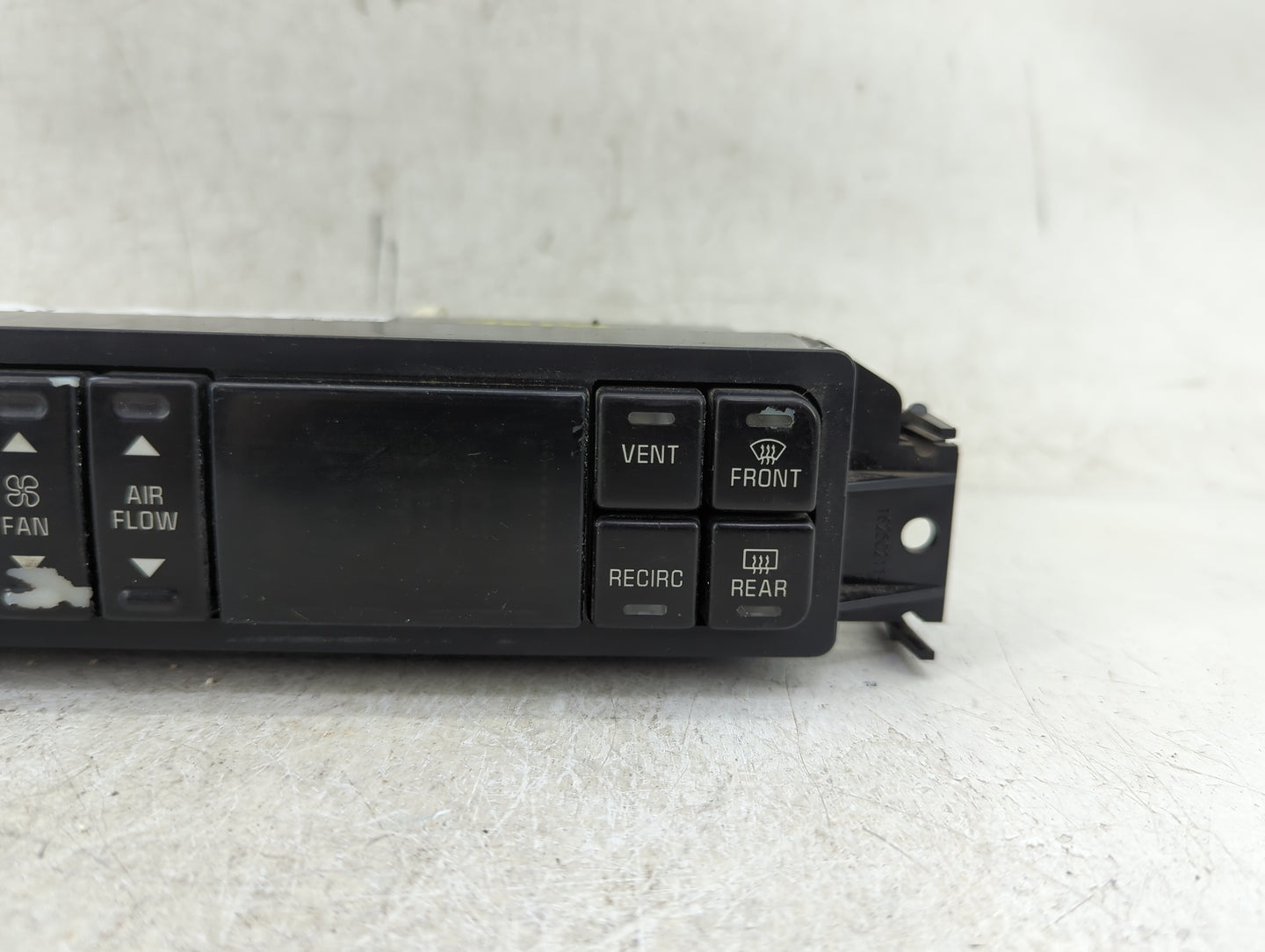 2000-2005 Buick Lesabre Climate Control Module Temperature AC/Heater Replacement P/N:16236054 Fits OEM Used Auto Parts - Oem