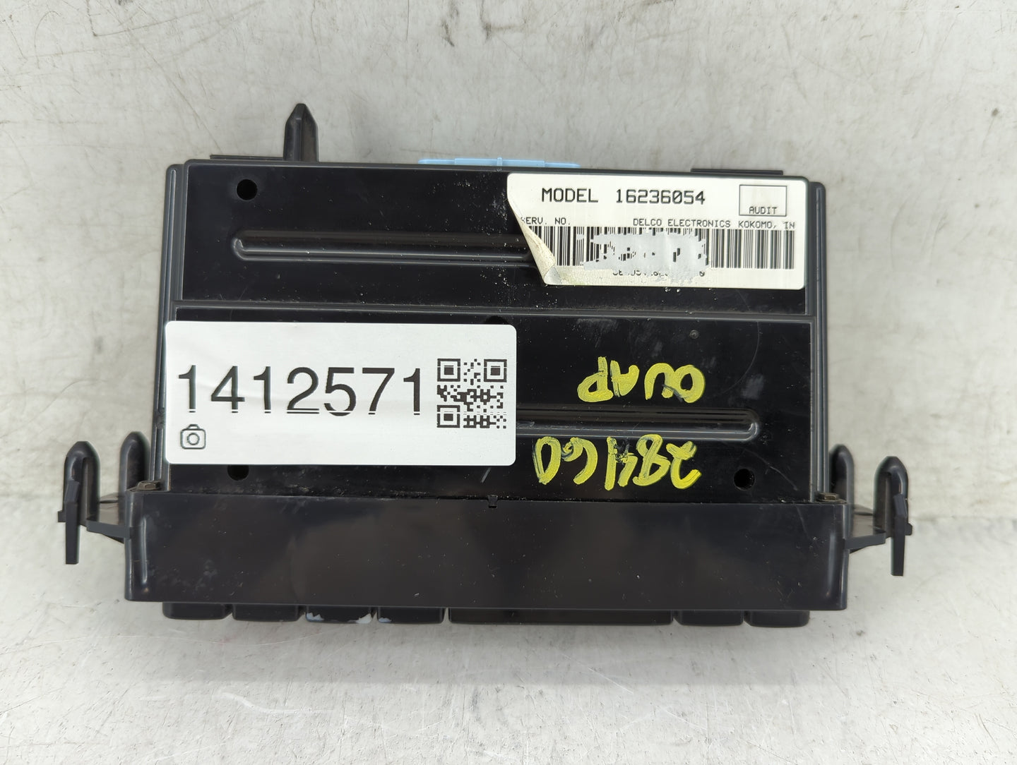 2000-2005 Buick Lesabre Climate Control Module Temperature AC/Heater Replacement P/N:16236054 Fits OEM Used Auto Parts - Oem
