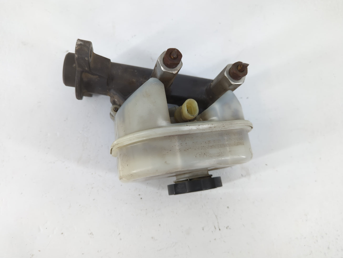 2000 Buick Lesabre Brake Master Cylinder - Oemusedautoparts1.com
