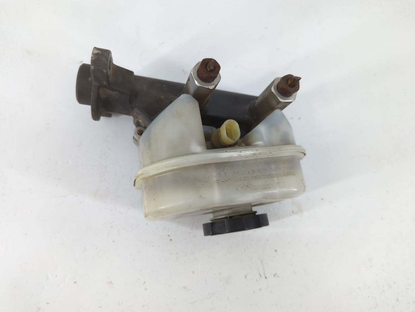 2000 Buick Lesabre Brake Master Cylinder - Oemusedautoparts1.com