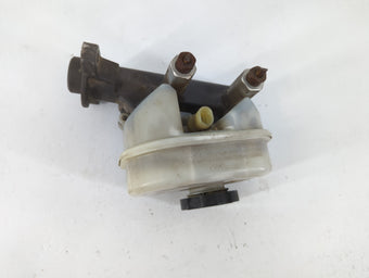 compare product 2000 Buick Lesabre Brake Master Cylinder
