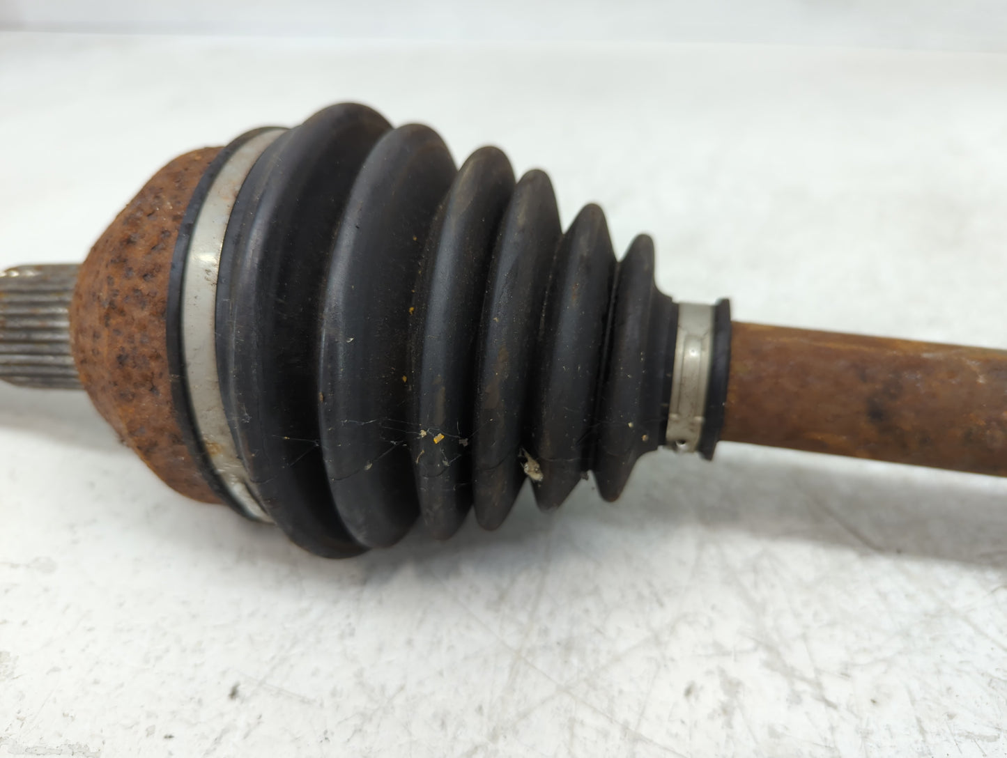2000-2005 Buick Lesabre Axle Shaft Front Driver Cv C/v - Oemusedautoparts1.com