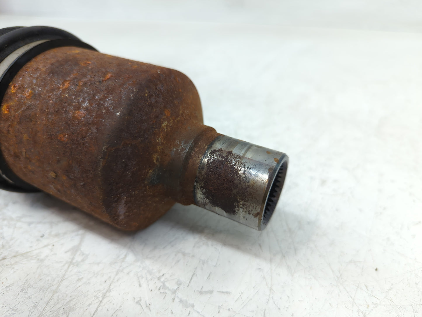 2000-2005 Buick Lesabre Axle Shaft Front Driver Cv C/v - Oemusedautoparts1.com
