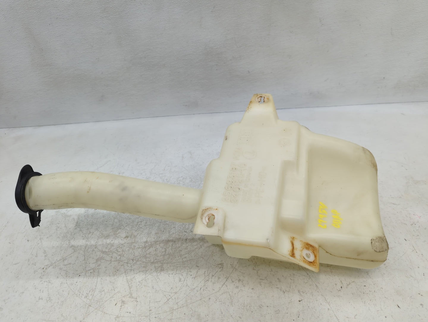 2000-2005 Buick Lesabre Windshield Washer Fluid Reservoir Bottle Oem - Oemusedautoparts1.com