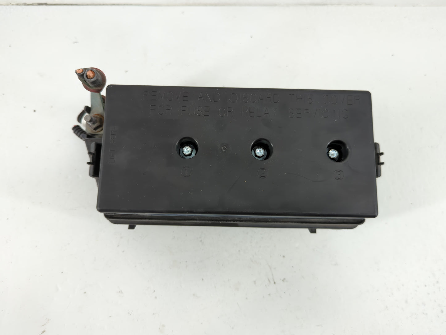 2000-2005 Buick Lesabre Fusebox Fuse Box Panel Relay Module Fits Fits 2000 2001 2002 2003 2004 2005 OEM Used Auto Parts - Oe