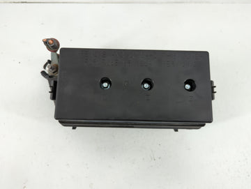 2000-2005 Buick Lesabre Fusebox Fuse Box Panel Relay Module Fits Fits 2000 2001 2002 2003 2004 2005 OEM Used Auto Parts - Oe