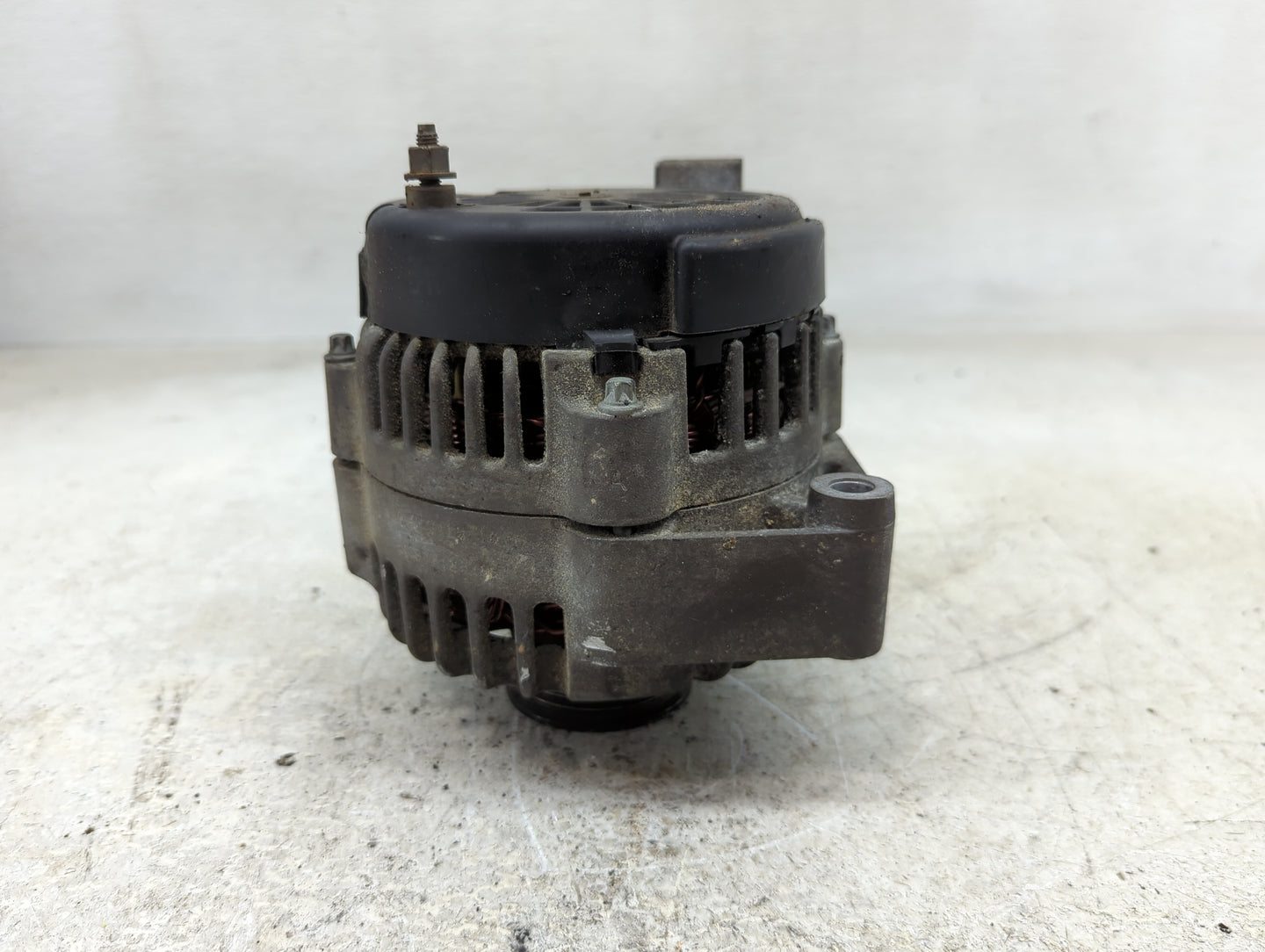 2000-2002 Buick Lesabre Alternator Replacement Generator Charging Assembly Engine OEM Fits Fits 2000 2001 2002 OEM Used Auto