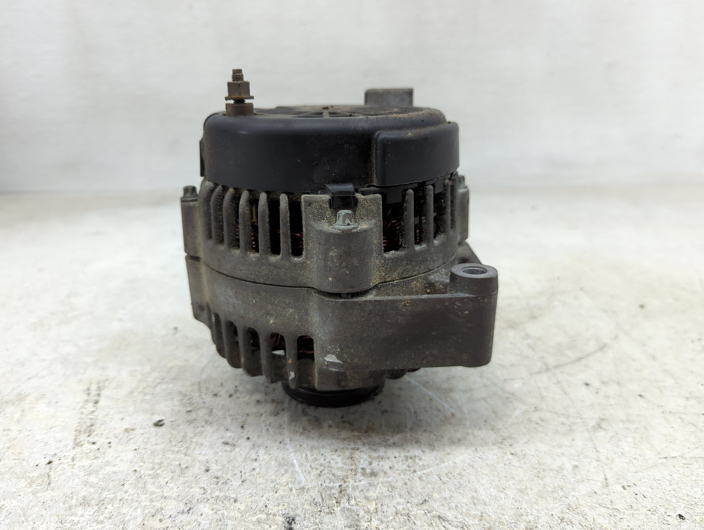2000-2002 Buick Lesabre Alternator Replacement Generator Charging Assembly Engine OEM Fits Fits 2000 2001 2002 OEM Used Auto