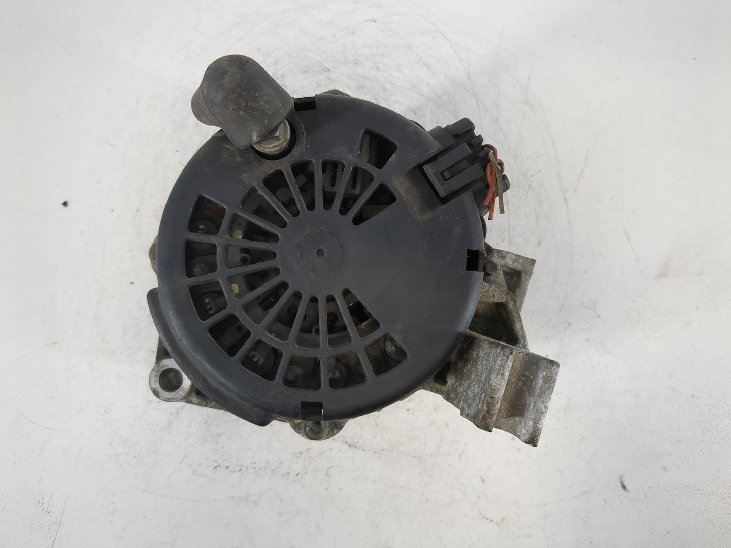 2000-2002 Buick Lesabre Alternator Replacement Generator Charging Assembly Engine OEM Fits Fits 2000 2001 2002 OEM Used Auto
