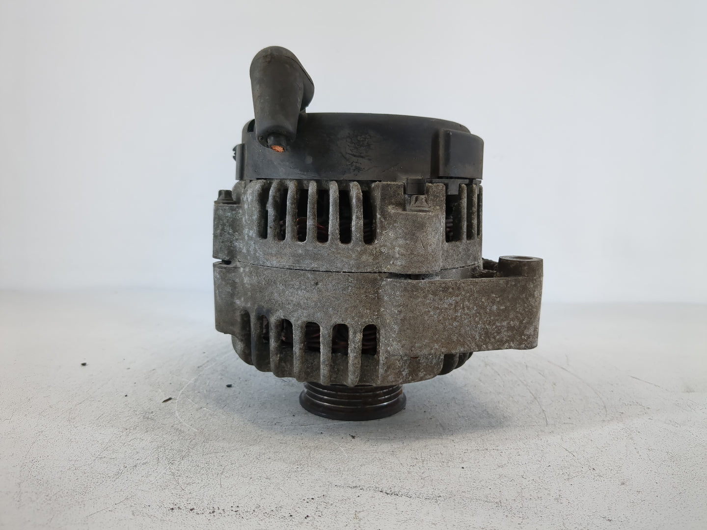 2000-2002 Buick Lesabre Alternator Replacement Generator Charging Assembly Engine OEM Fits Fits 2000 2001 2002 OEM Used Auto