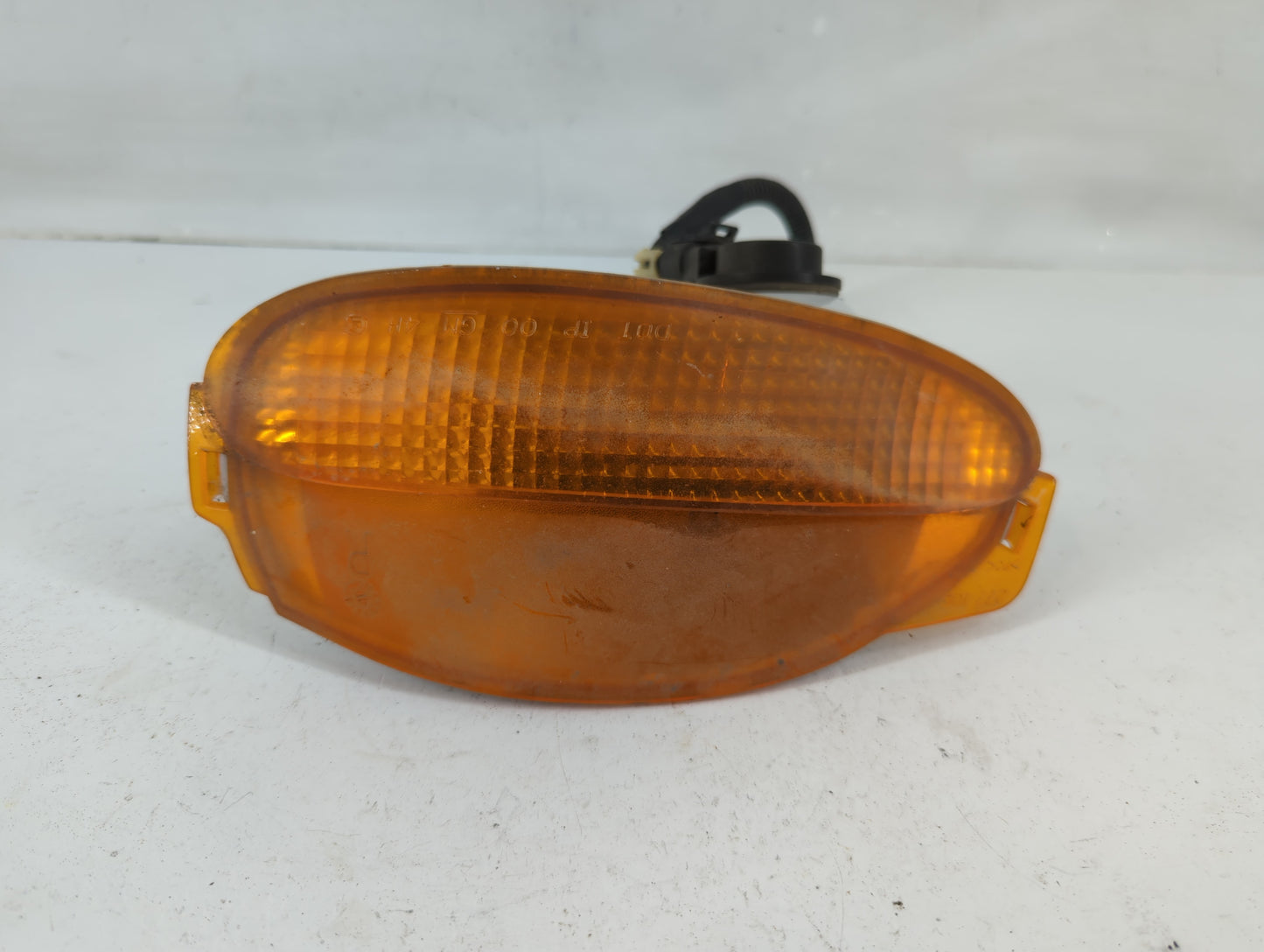 2000-2005 Buick Lesabre Driver Left Oem Front Light Lamp - Oemusedautoparts1.com
