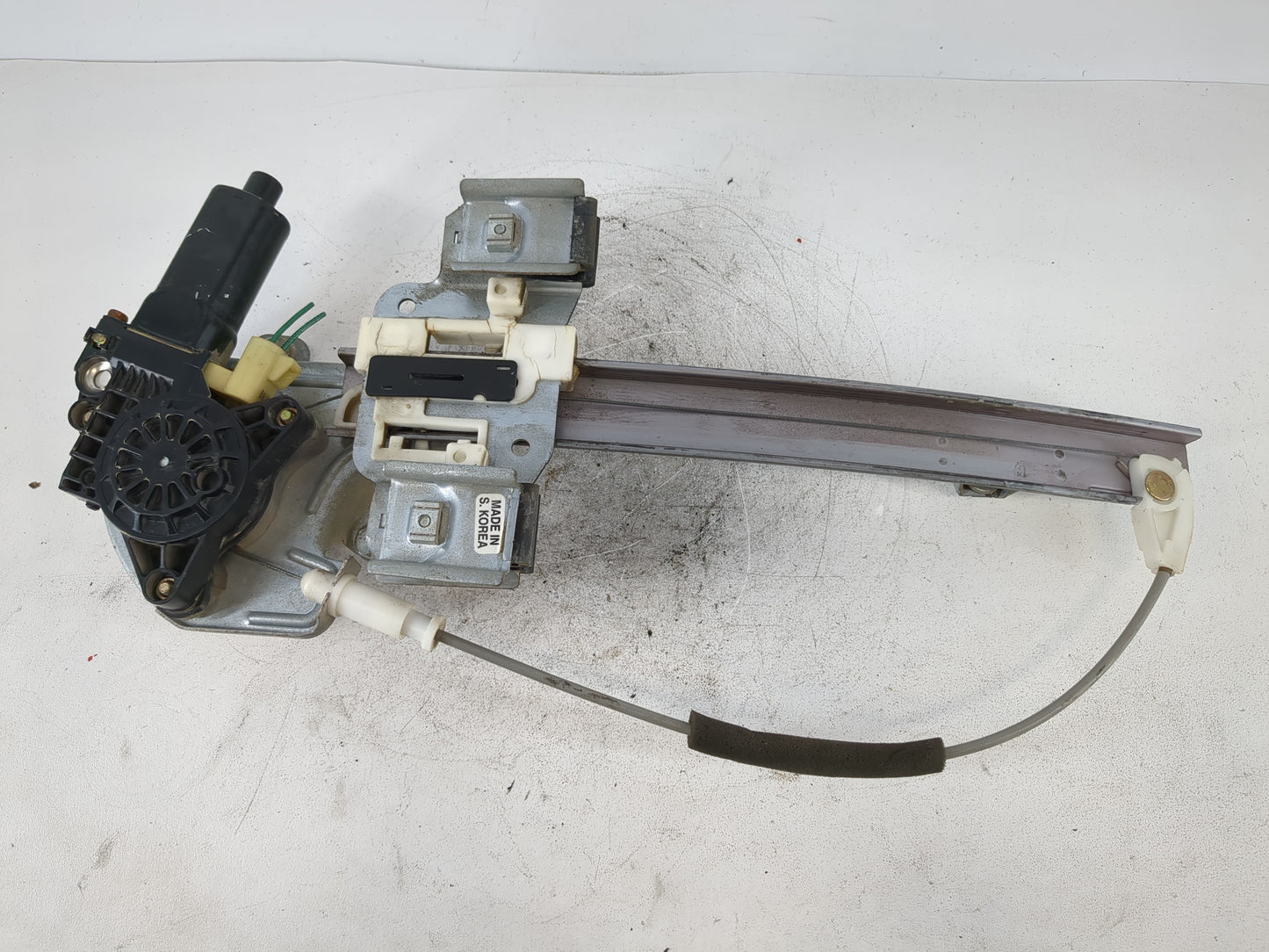 2000-2003 Buick Lesabre Driver Rear Left Power Window Motor - Oemusedautoparts1.com