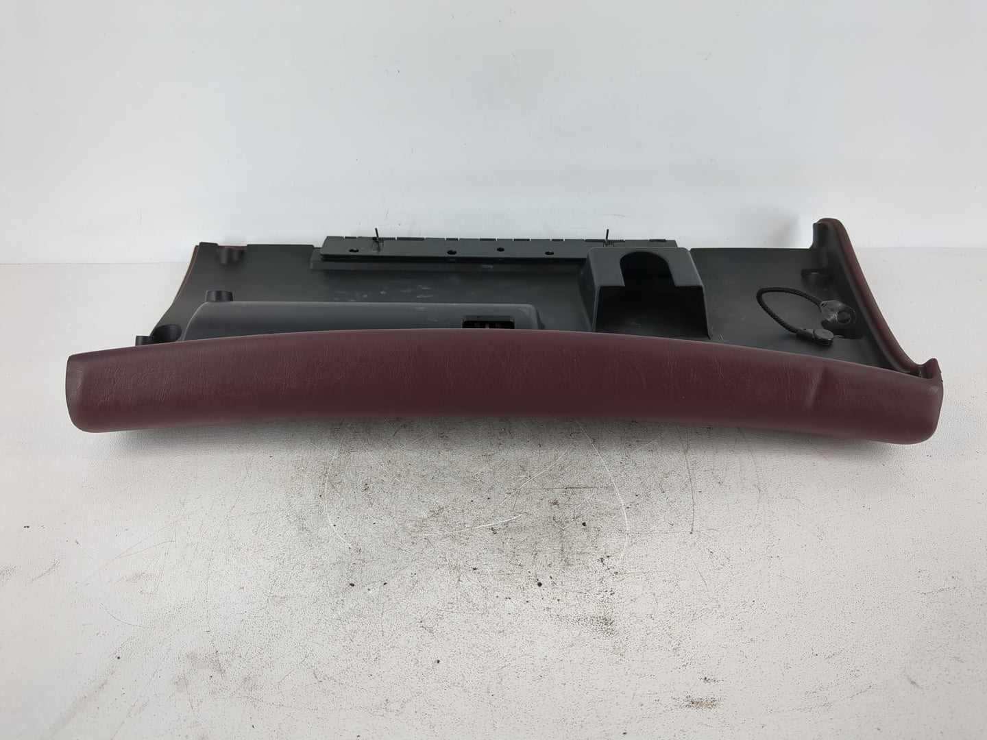 2000 Buick Lesabre Passenger Glove Box Door Storage Compartment - Oemusedautoparts1.com