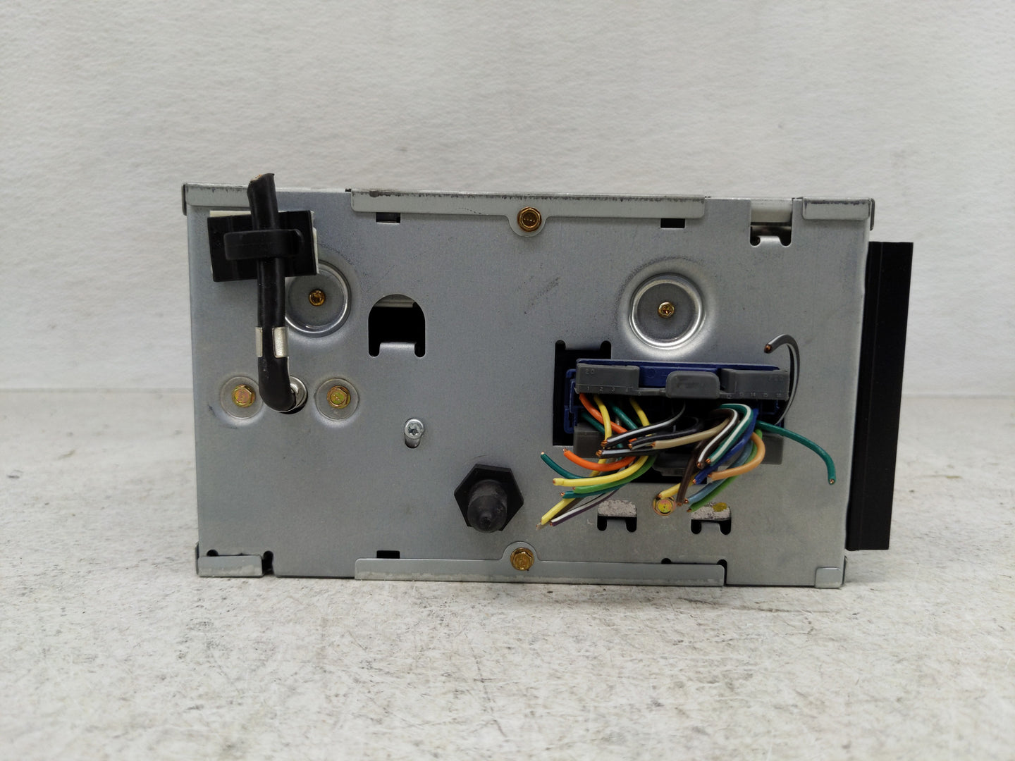 1996-2000 Buick Park Avenue Radio AM FM Cd Player Receiver Replacement P/N:09375604 Fits Fits 1996 1997 1998 1999 2000 OEM U
