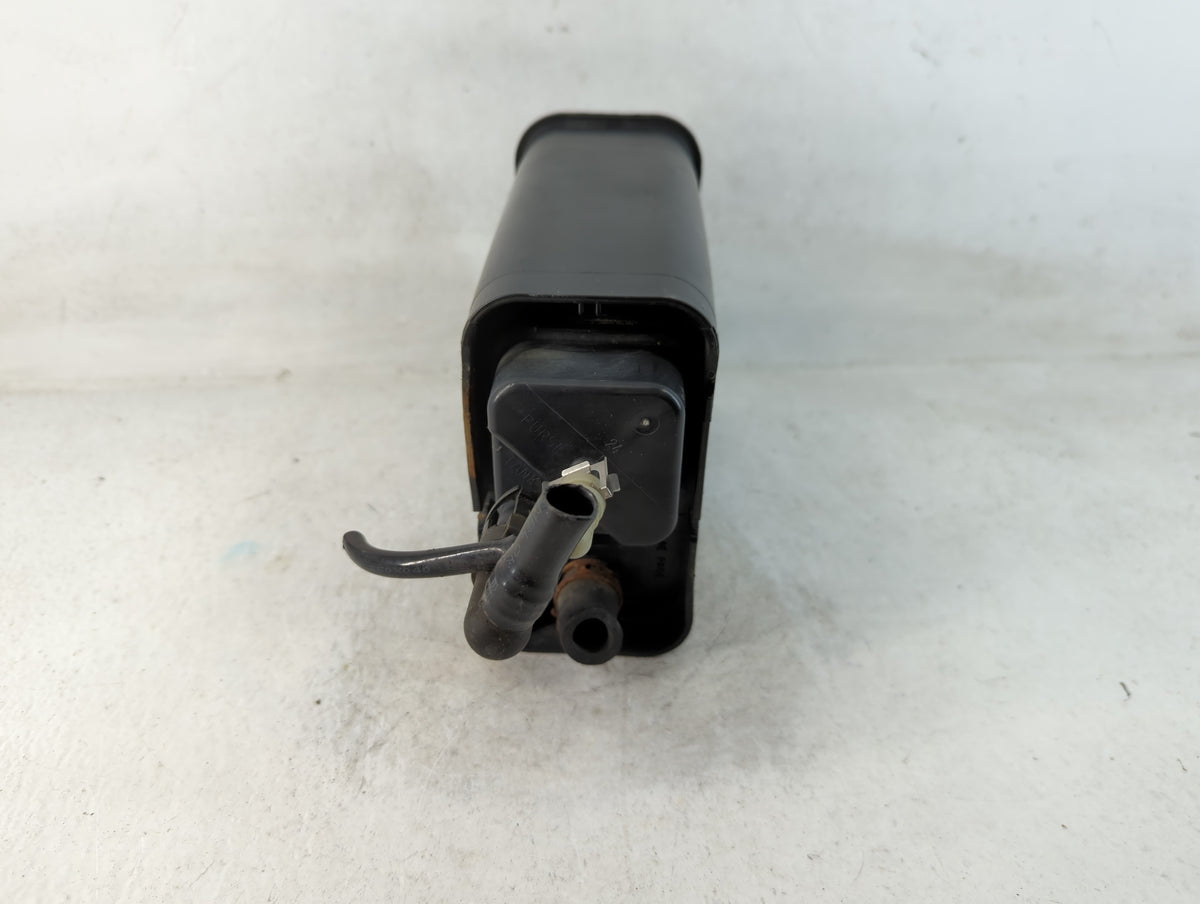 2000 Buick Park Avenue Fuel Vapor Charcoal Canister - Oemusedautoparts1.com