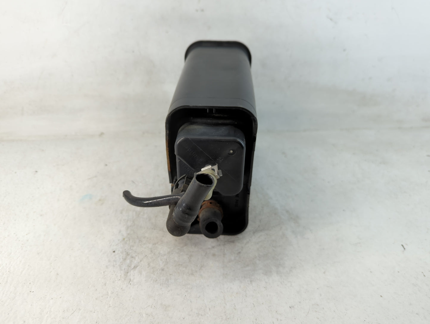 2000 Buick Park Avenue Fuel Vapor Charcoal Canister - Oemusedautoparts1.com