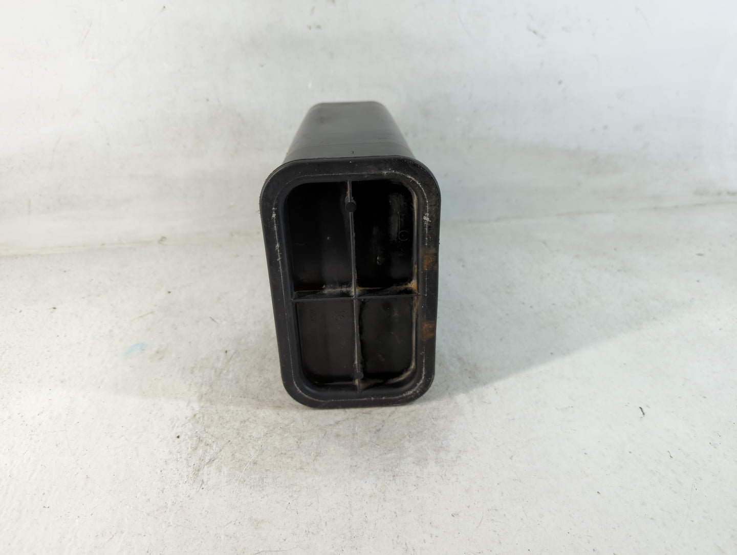 2000 Buick Park Avenue Fuel Vapor Charcoal Canister - Oemusedautoparts1.com