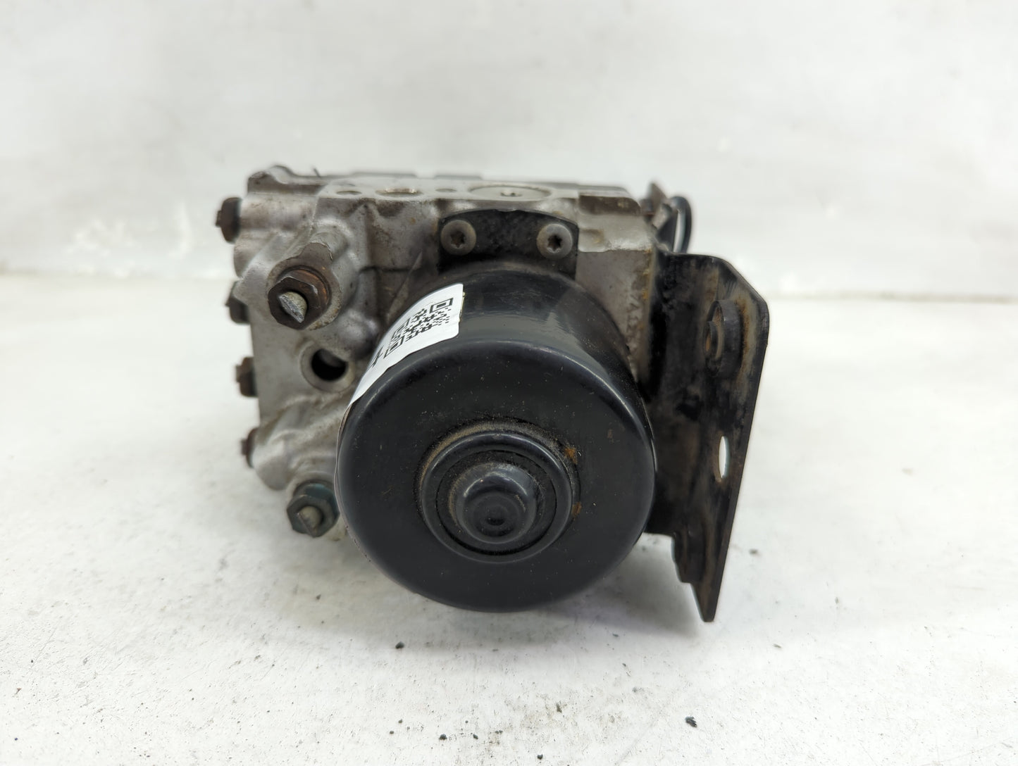 1999-2000 Buick Regal ABS Pump Control Module Replacement Fits Fits 1999 2000 OEM Used Auto Parts - Oemusedautoparts1.com