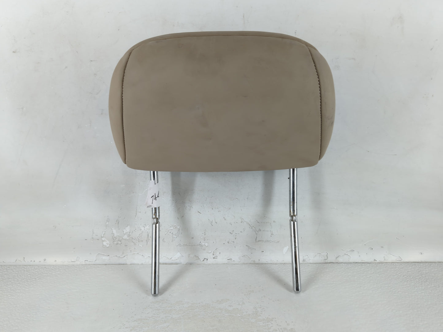 2000-2001 Cadillac Catera Headrest Head Rest Rear Seat Fits Fits 2000 2001 OEM Used Auto Parts - Oemusedautoparts1.com