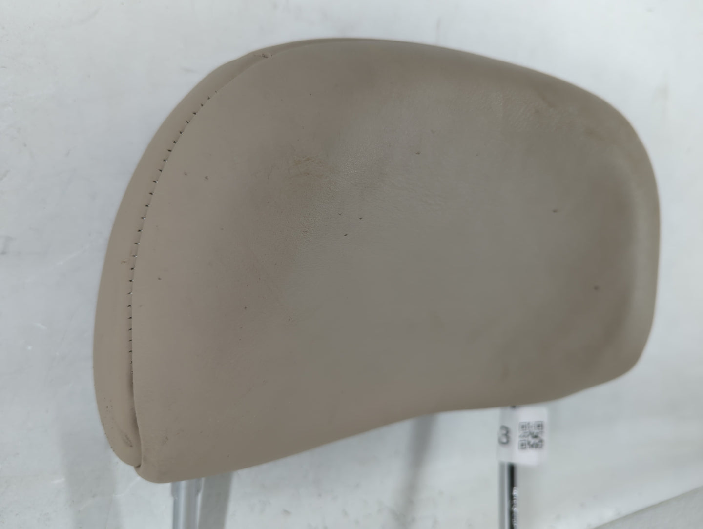 2000-2001 Cadillac Catera Headrest Head Rest Front Driver Passenger Seat Fits Fits 2000 2001 OEM Used Auto Parts - Oemusedau