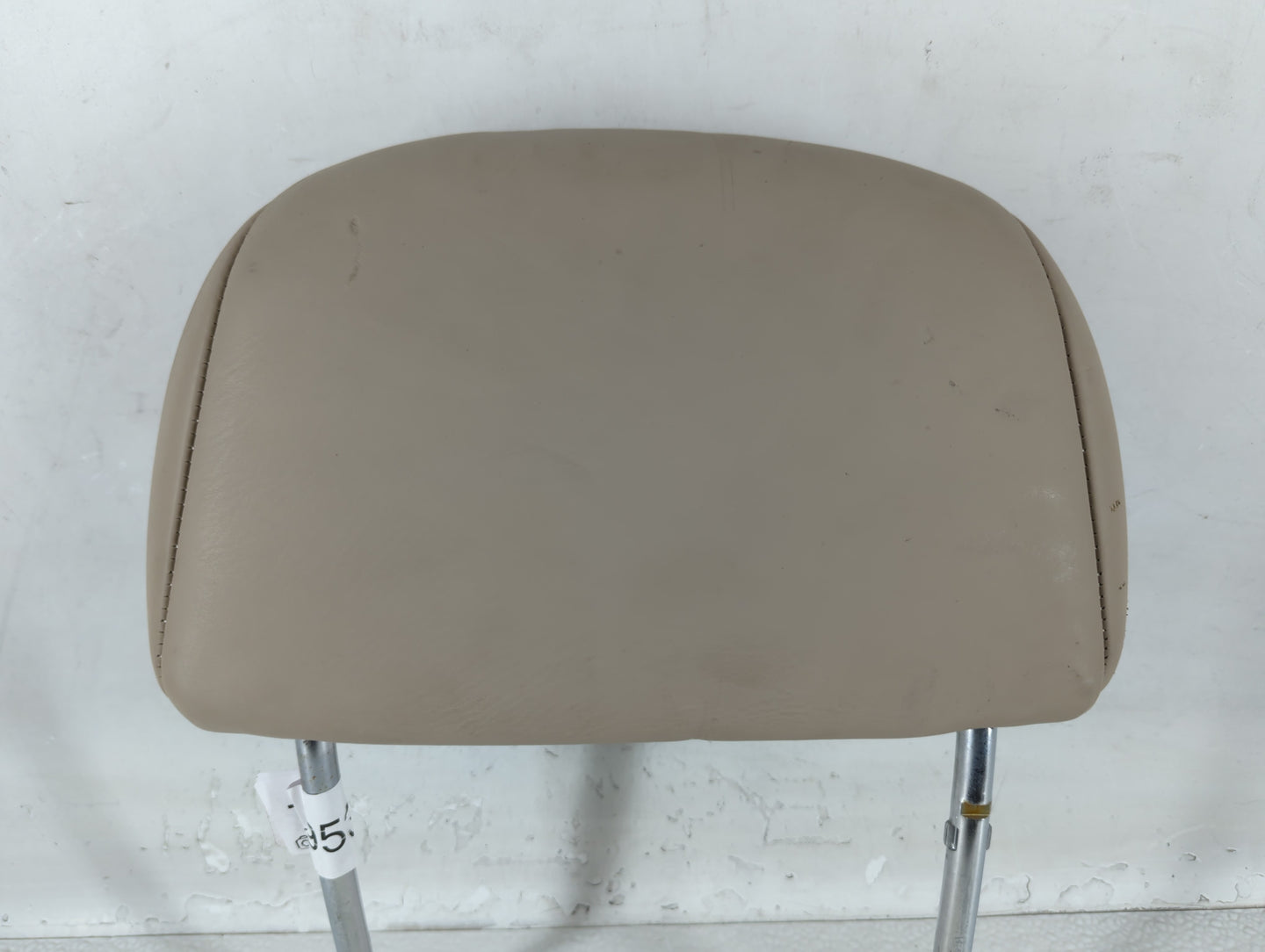 2000-2001 Cadillac Catera Headrest Head Rest Front Driver Passenger Seat Fits Fits 2000 2001 OEM Used Auto Parts - Oemusedau