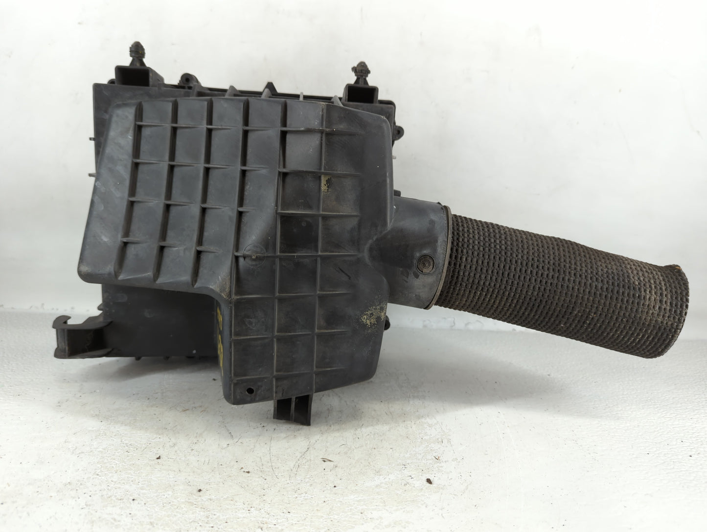 1997-2001 Cadillac Catera Air Cleaner Intake-duct Hose Tube - Oemusedautoparts1.com