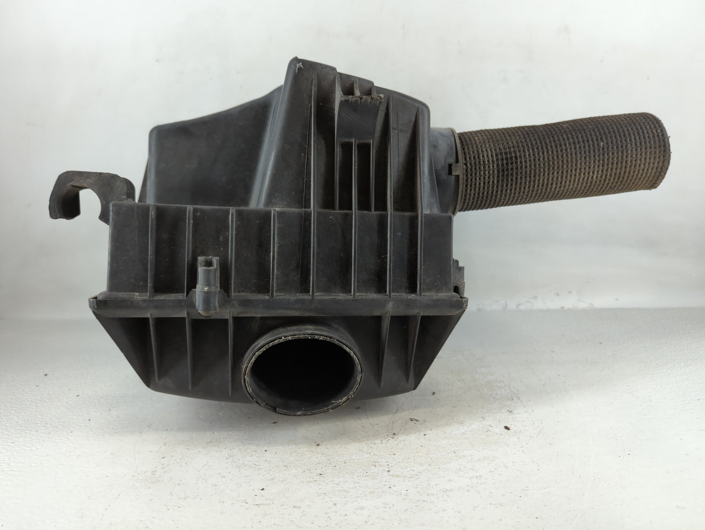 1997-2001 Cadillac Catera Air Cleaner Intake-duct Hose Tube - Oemusedautoparts1.com