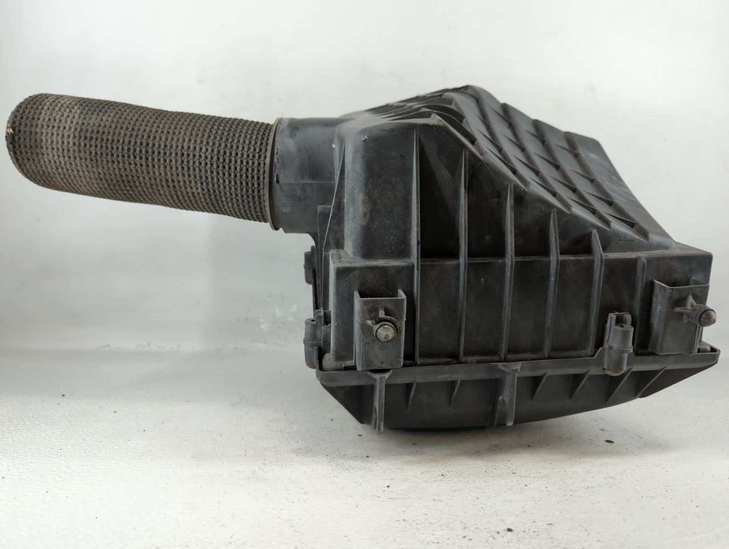 1997-2001 Cadillac Catera Air Cleaner Intake-duct Hose Tube - Oemusedautoparts1.com