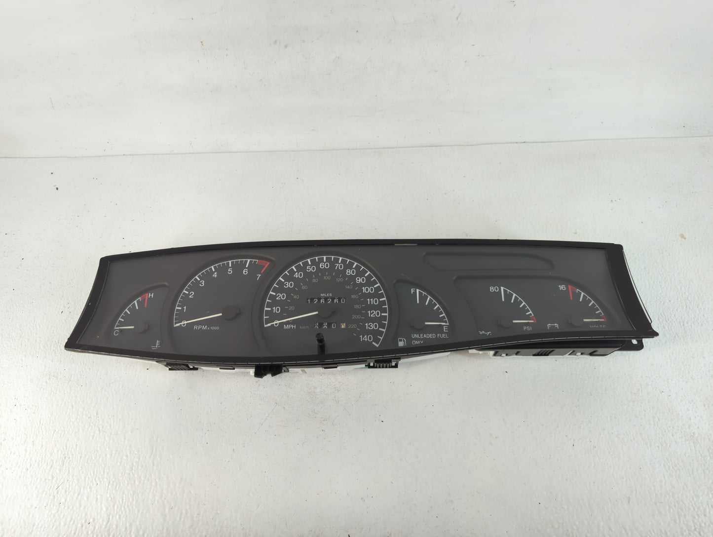 1999-2001 Cadillac Catera Instrument Cluster Speedometer Gauges P/N:110.902.627 90 563 660 Fits Fits 1999 2000 2001 OEM Used
