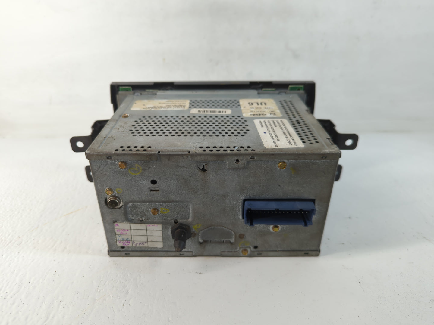 2000-2001 Cadillac Catera Radio AM FM Cd Player Receiver Replacement P/N:16239126 Fits Fits 2000 2001 OEM Used Auto Parts - 