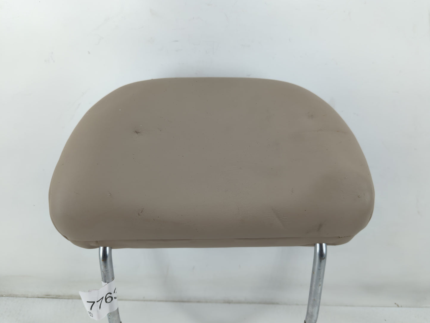 2000-2001 Cadillac Catera Headrest Head Rest Front Driver Passenger Seat Fits Fits 2000 2001 OEM Used Auto Parts - Oemusedau