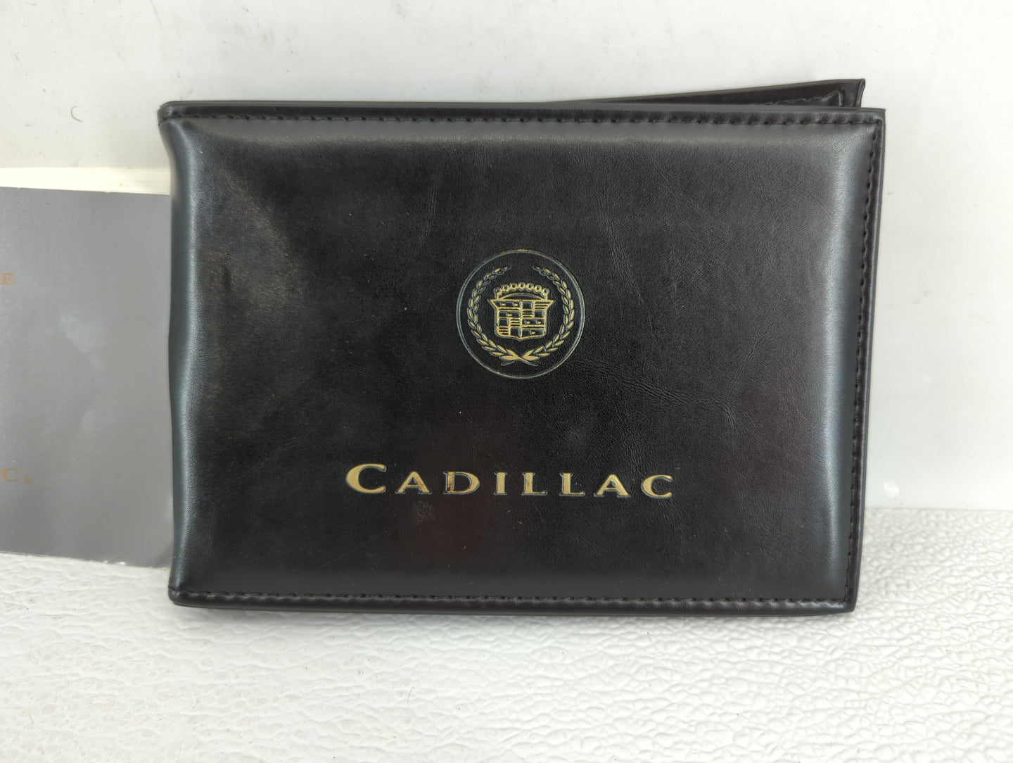 2000 Cadillac Deville Owners Manual Book Guide OEM Used Auto Parts - Oemusedautoparts1.com