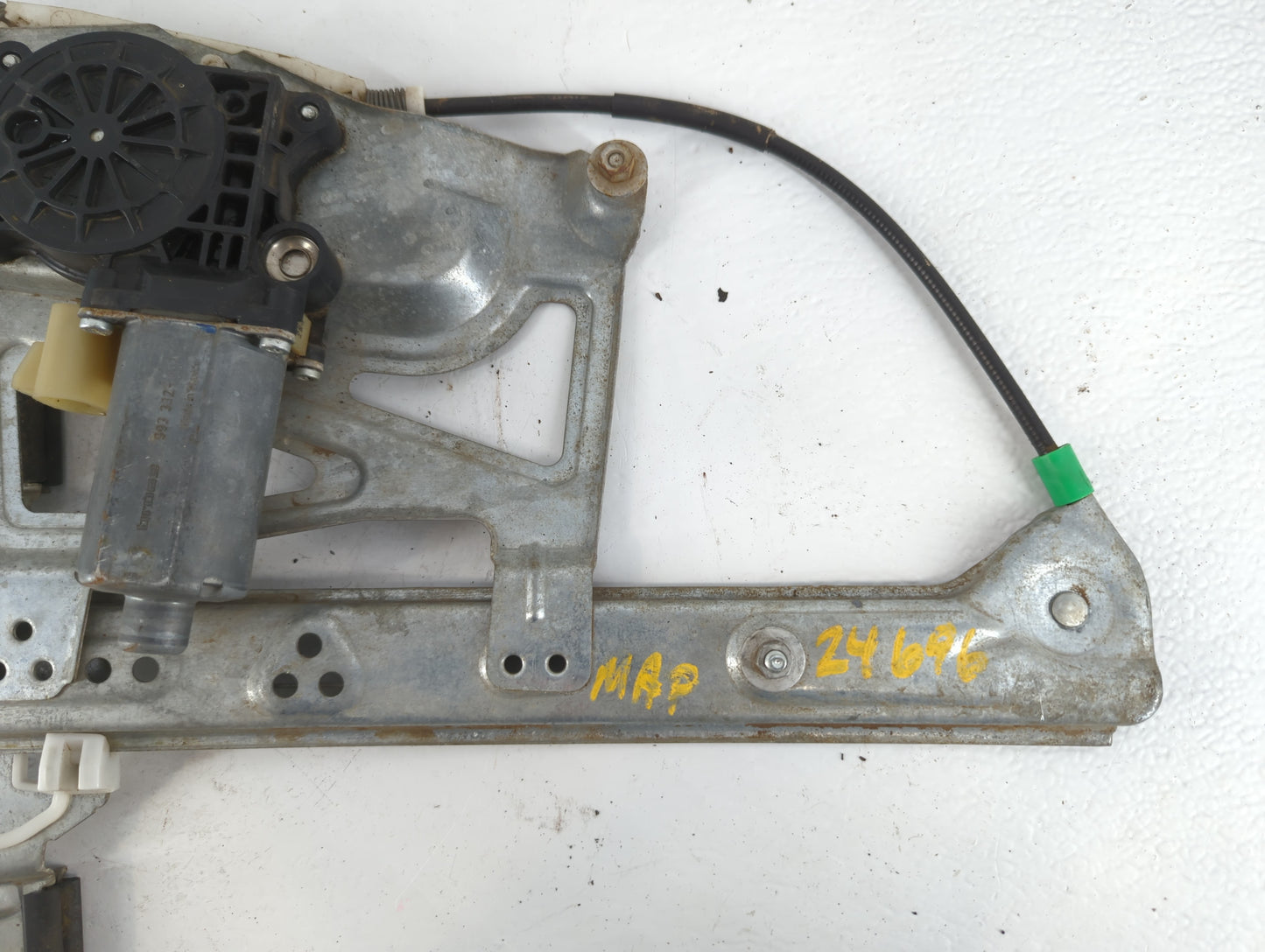 2000-2001 Cadillac Deville Window Regulator Passenger Front - Oemusedautoparts1.com
