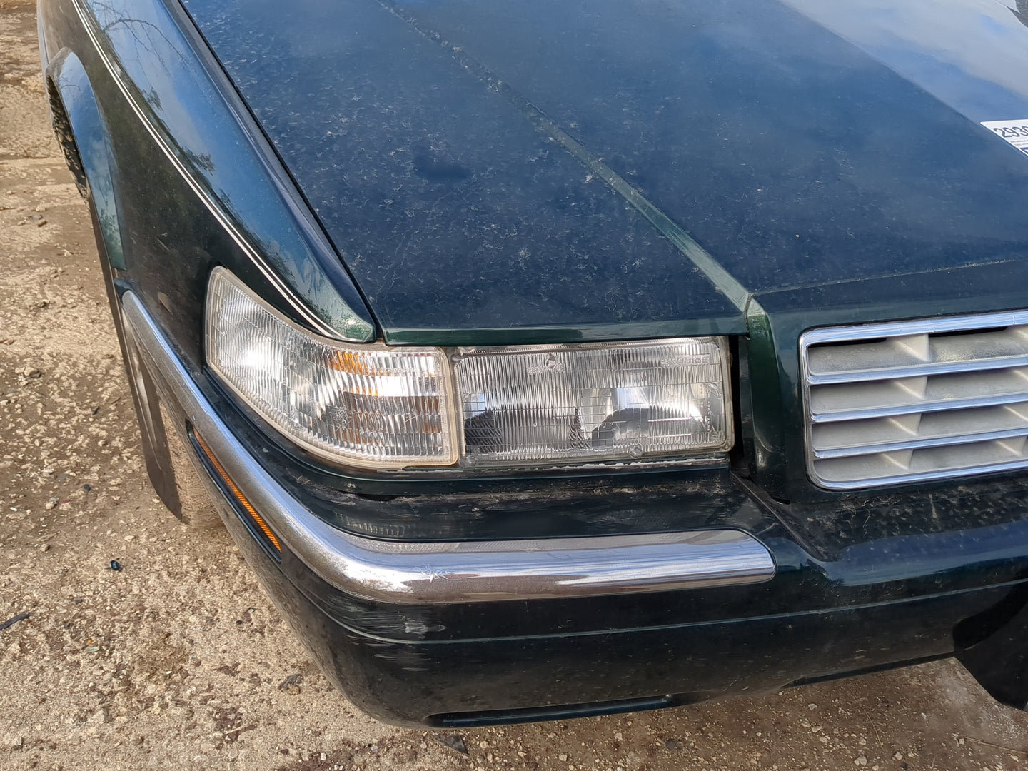 1992 Cadillac Eldorado Passenger Right Oem Head Light Headlight Lamp - Oemusedautoparts1.com