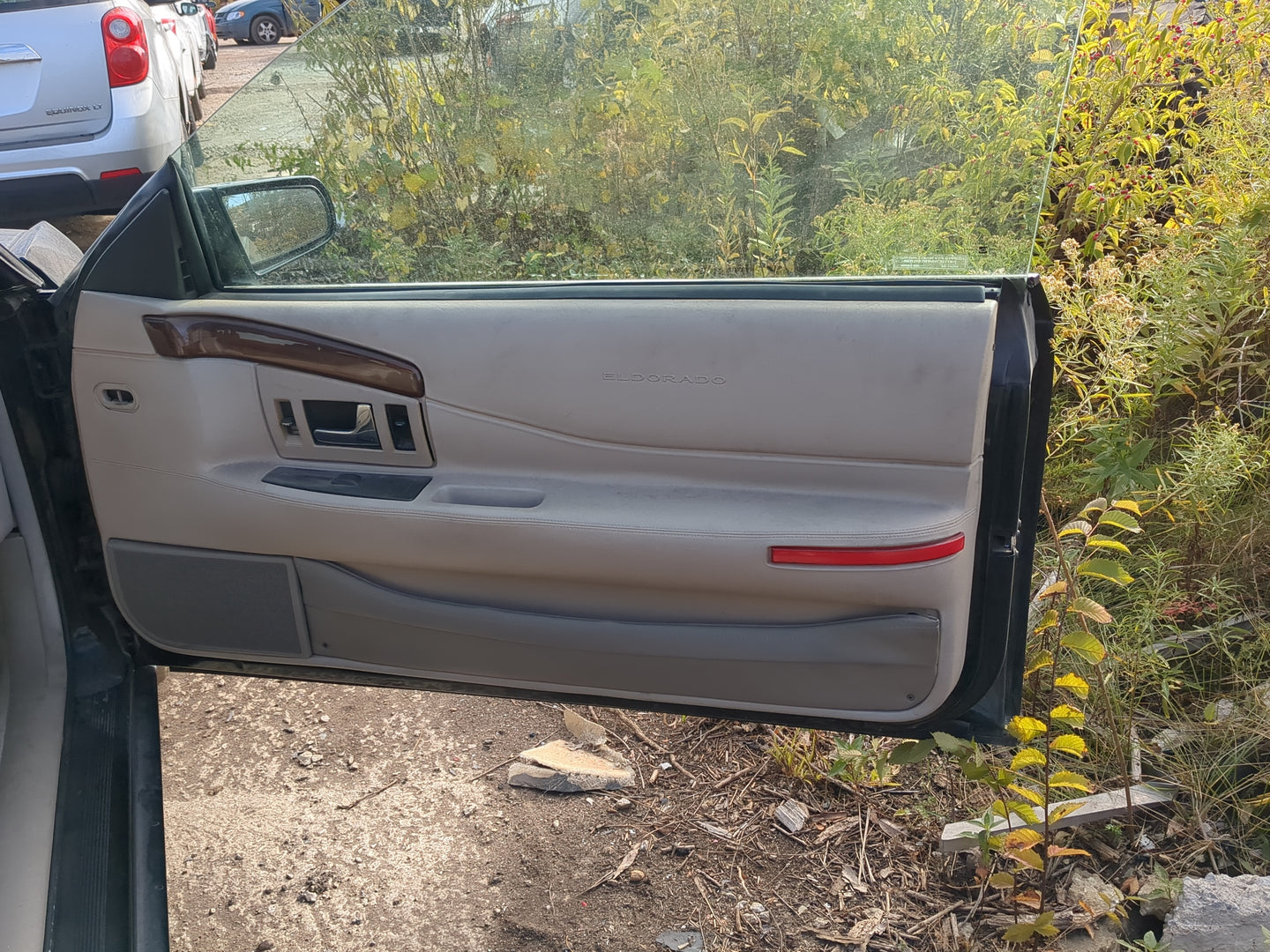 2000 Cadillac Eldorado Front Right Passenger Interior Door Panel Trim - Oemusedautoparts1.com