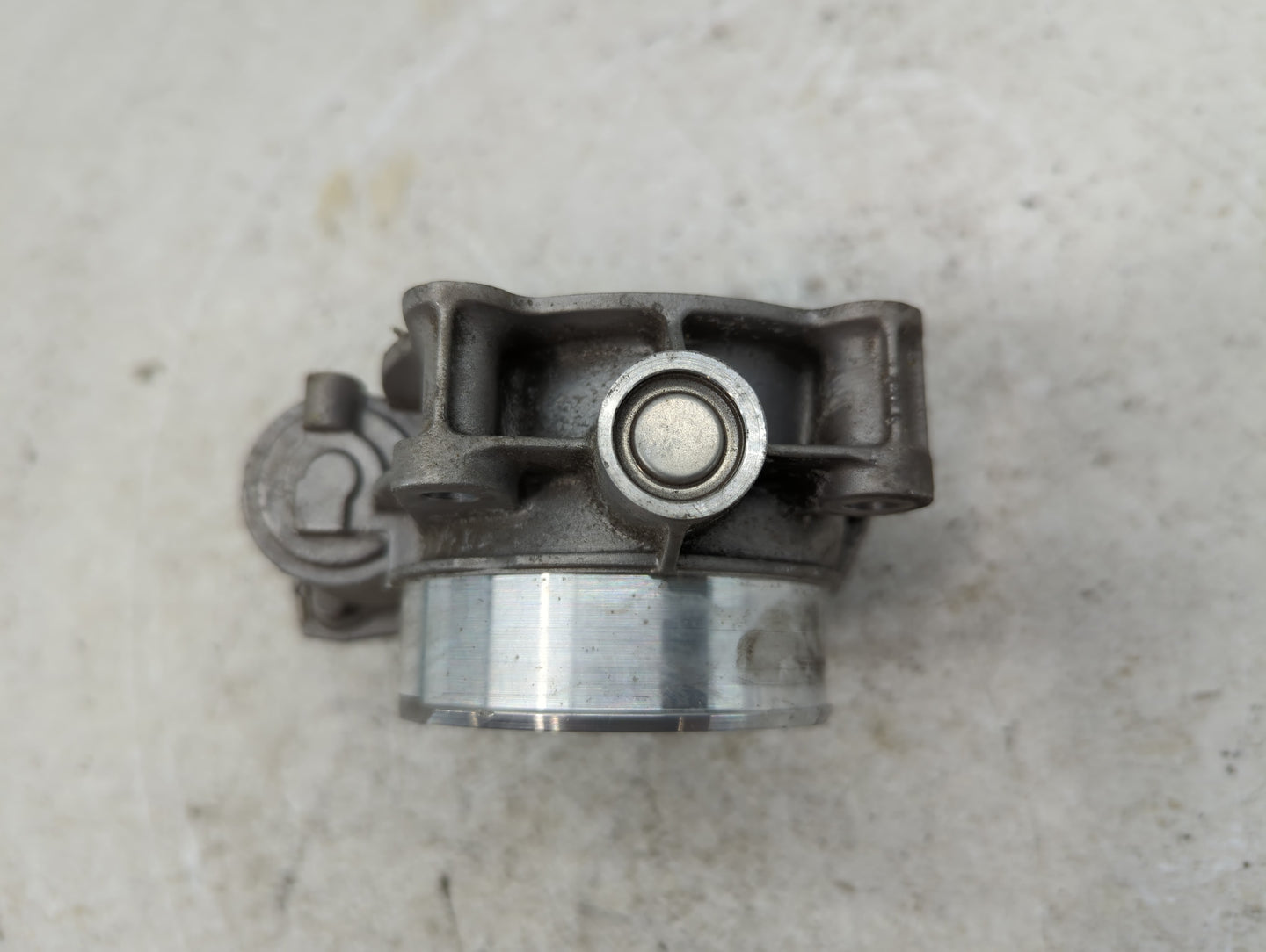 2000-2002 Cadillac Eldorado Throttle Body P/N:12632171BA Fits Fits 2000 2001 2002 2003 2004 2005 OEM Used Auto Parts - Oemus