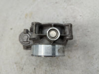 2000-2002 Cadillac Eldorado Throttle Body P/N:12632171BA Fits Fits 2000 2001 2002 2003 2004 2005 OEM Used Auto Parts - Oemus