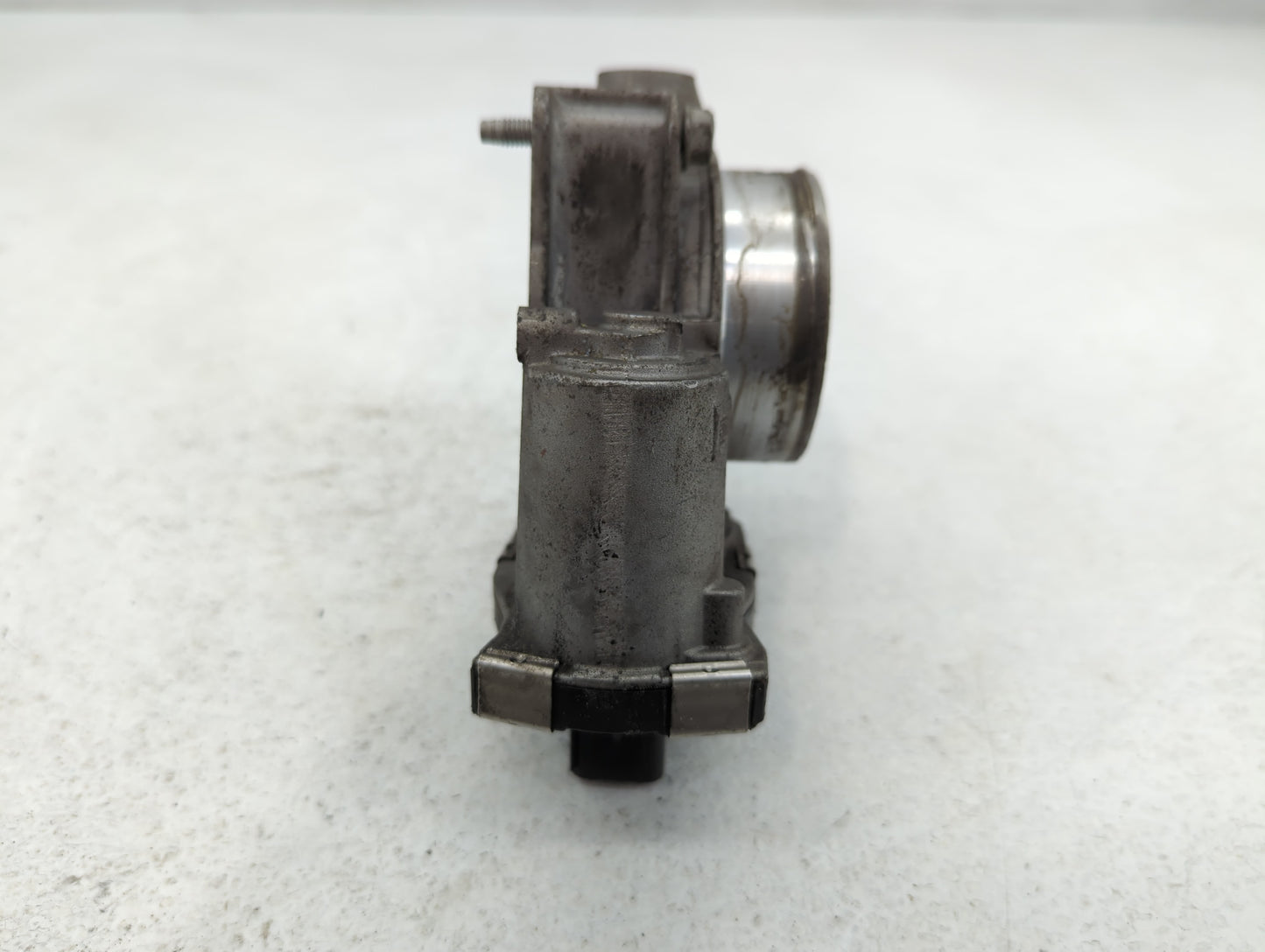 2000-2002 Cadillac Eldorado Throttle Body P/N:12670C84AA Fits Fits 2000 2001 2002 2003 2004 2005 OEM Used Auto Parts - Oemus