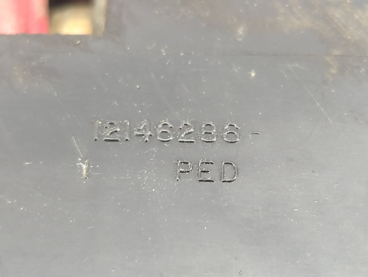 2000 Cadillac Escalade Fusebox Fuse Box Panel Relay Module P/N:12146286 Fits OEM Used Auto Parts - Oemusedautoparts1.com