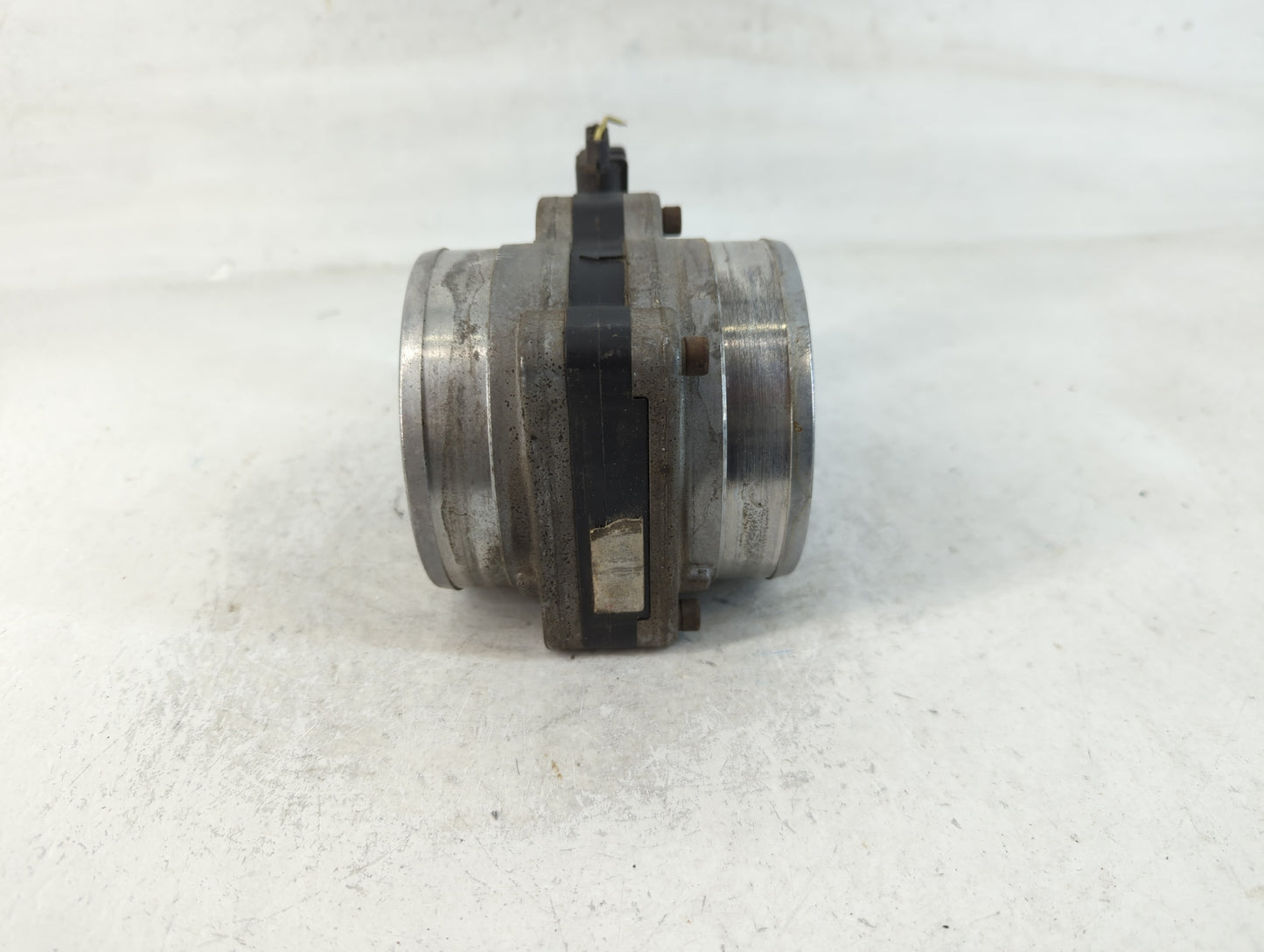 2000 Cadillac Escalade Throttle Body Fits Fits 2001 2002 OEM Used Auto Parts - Oemusedautoparts1.com