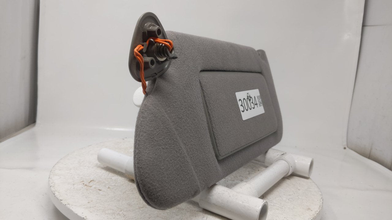 2000 Cadillac Seville Sun Visor Shade Replacement Driver Left Mirror Fits OEM Used Auto Parts - Oemusedautoparts1.com