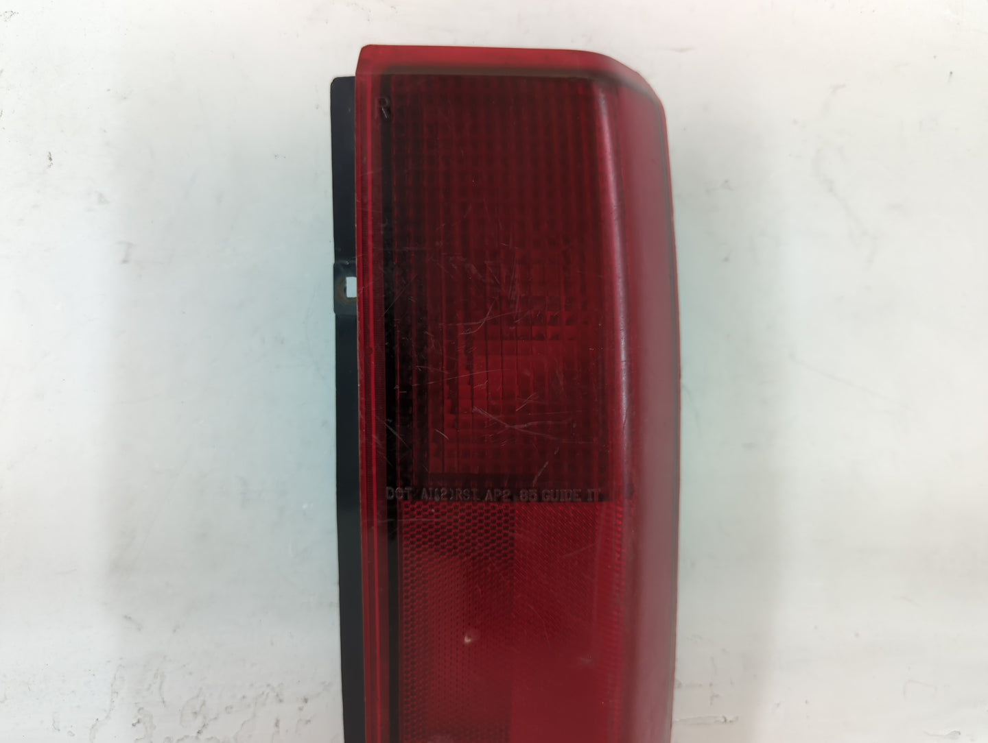 1985-2005 Chevrolet Astro Tail Light Assembly Passenger Right OEM P/N:1652448 1 AB Fits OEM Used Auto Parts - Oemusedautopar