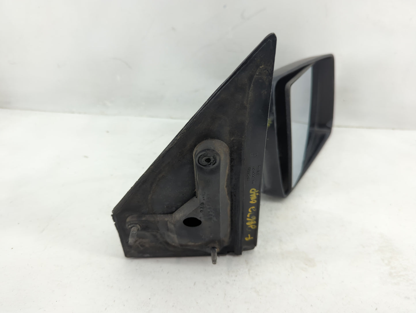 2000-2005 Chevrolet Astro Passenger Side View Mirror - Right Door Mirror OEM Used - Oemusedautoparts1.com