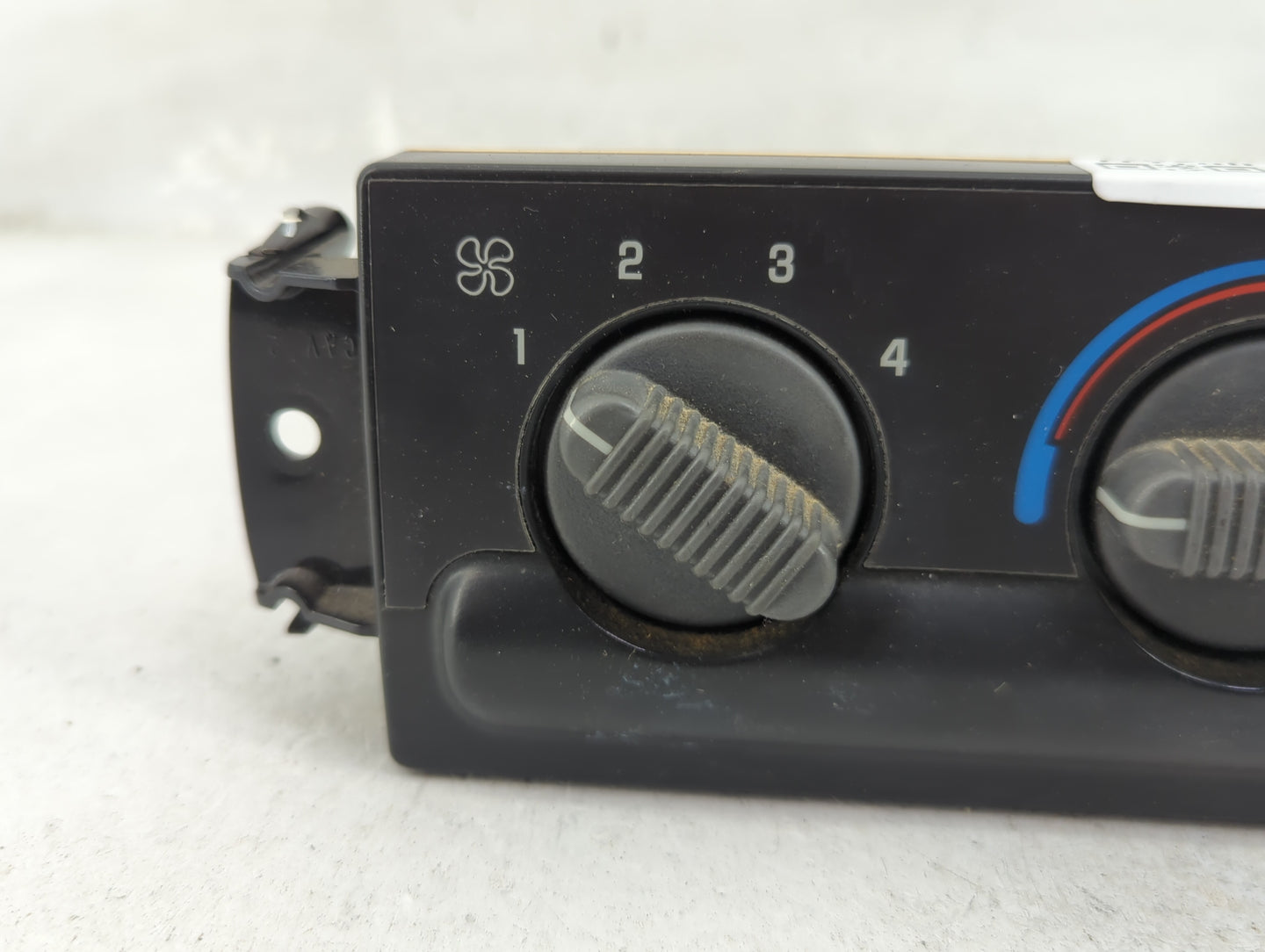 1999-2005 Chevrolet Blazer Climate Control Module Temperature AC/Heater Replacement P/N:16250535 16233937 Fits OEM Used Auto