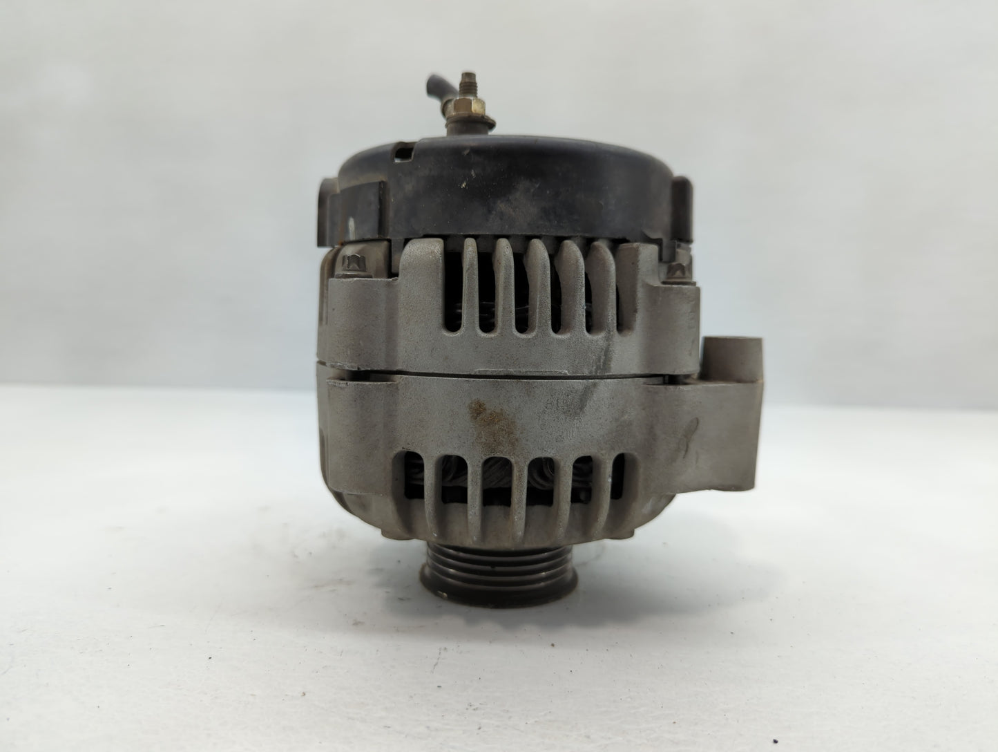 2000 Chevrolet C2500 Alternator Replacement Generator Charging Assembly Engine OEM P/N:45 10 113 01 Fits Fits 1996 1997 1998