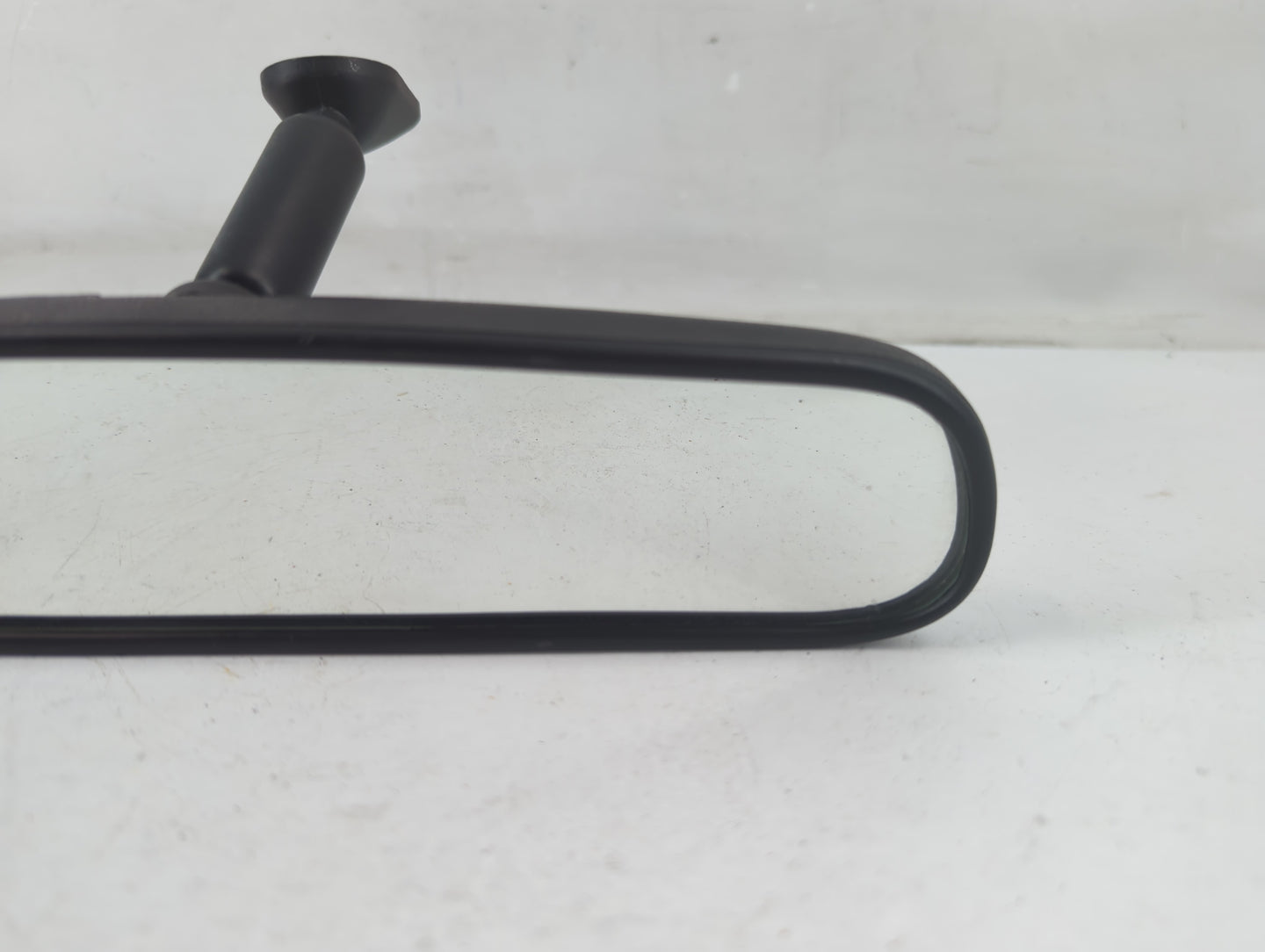 2000-2005 Chevrolet Cavalier Interior Rear View Mirror Replacement OEM P/N:E8011082 Fits OEM Used Auto Parts - Oemusedautopa