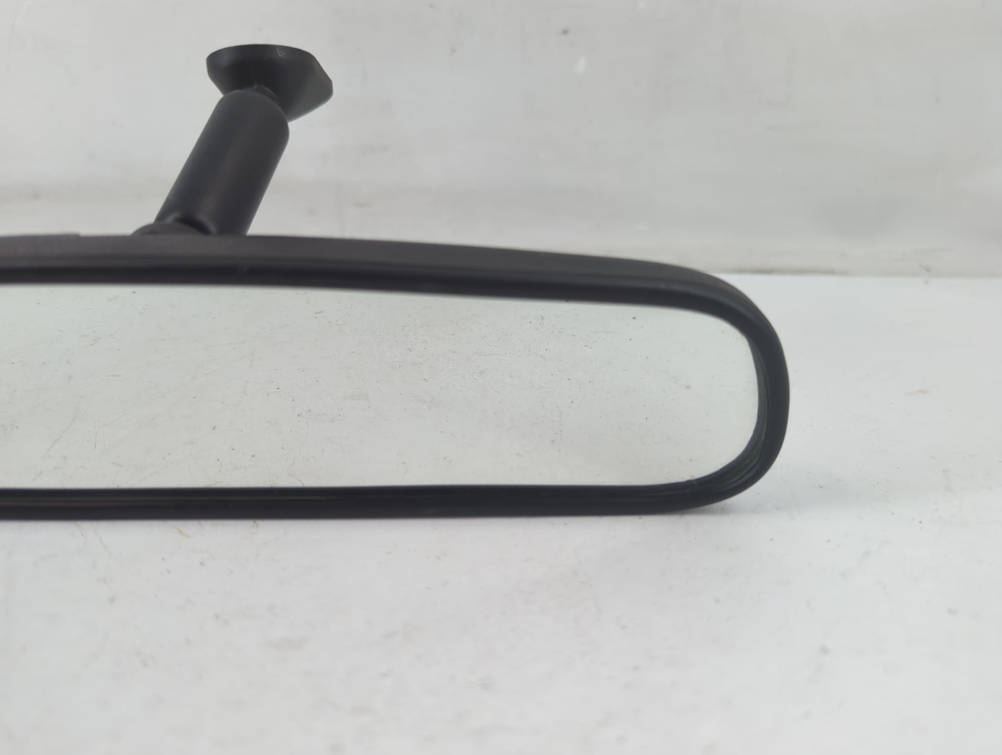 2000-2005 Chevrolet Cavalier Interior Rear View Mirror Replacement OEM P/N:E8011082 Fits OEM Used Auto Parts - Oemusedautopa