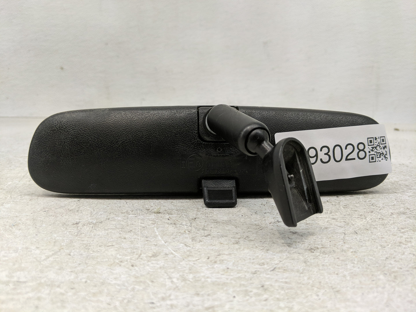 2000-2005 Chevrolet Cavalier Interior Rear View Mirror Replacement OEM P/N:E8011082 Fits OEM Used Auto Parts - Oemusedautopa
